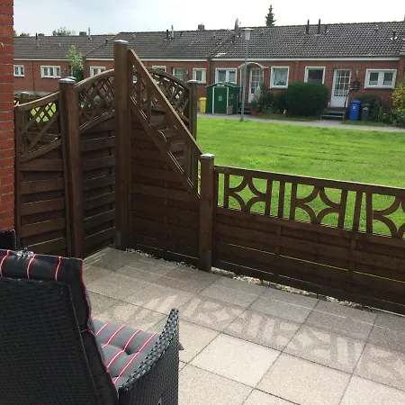 Ferienwohnung „Lüttje Nüst“ Emden Exterior foto