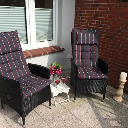Ferienwohnung „Lüttje Nüst“ Emden Exterior foto